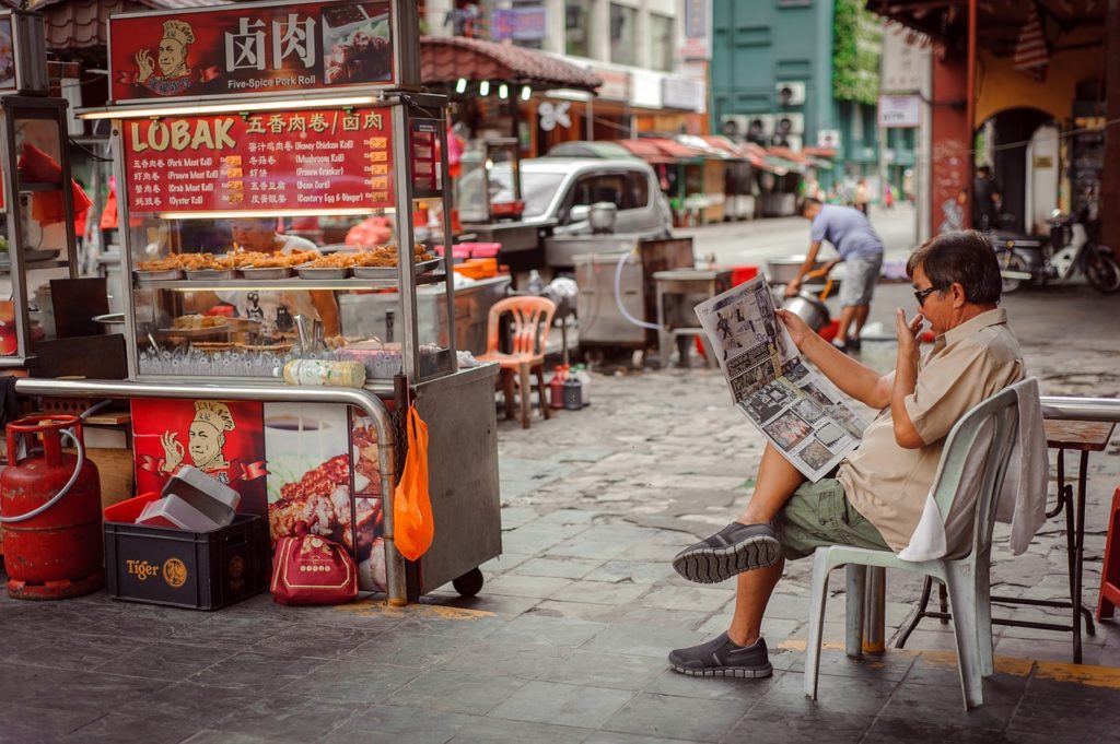 street vendor in chinatown