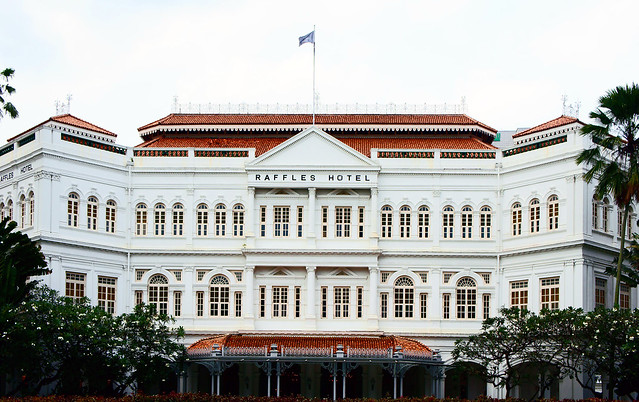 raffles hotel outside